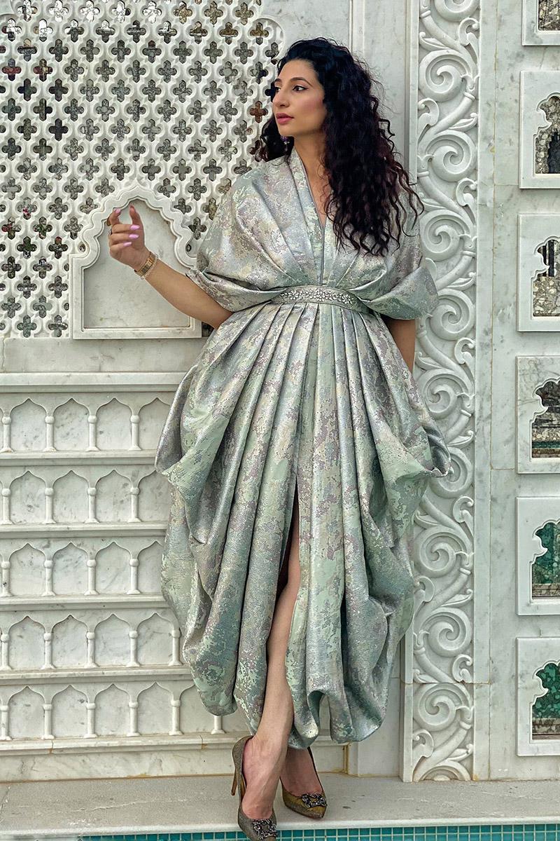 DRAPE STRUCTURED DRESS WITH CRYSTAL EMBELLISHMENTS daniasiddiqui.com DRAPE STRUCTURED DRESS WITH CRYSTAL EMBELLISHMENTS daniasiddiqui.com